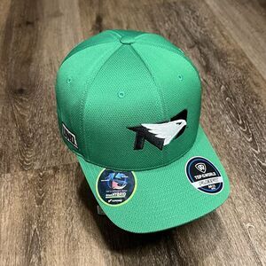 North Dakota‎ Fighting Hawks Hat Green Top Of The World Flex Fit M L Performance